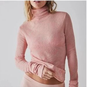 Free People You & I Long Sleeve Top In Rose Size Large